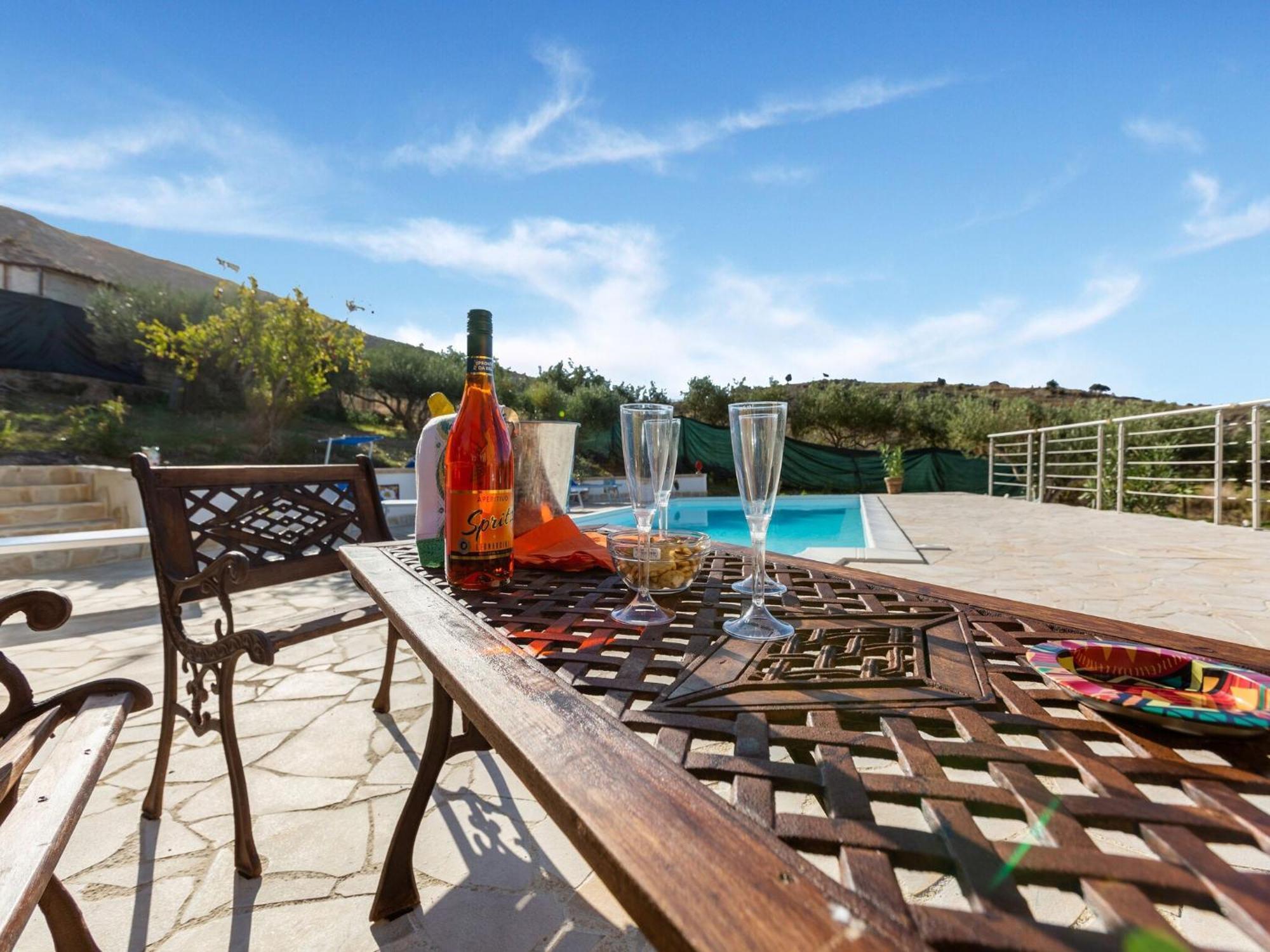 Ravishing Villa In Realmonte With Private Swimming Pool Kültér fotó