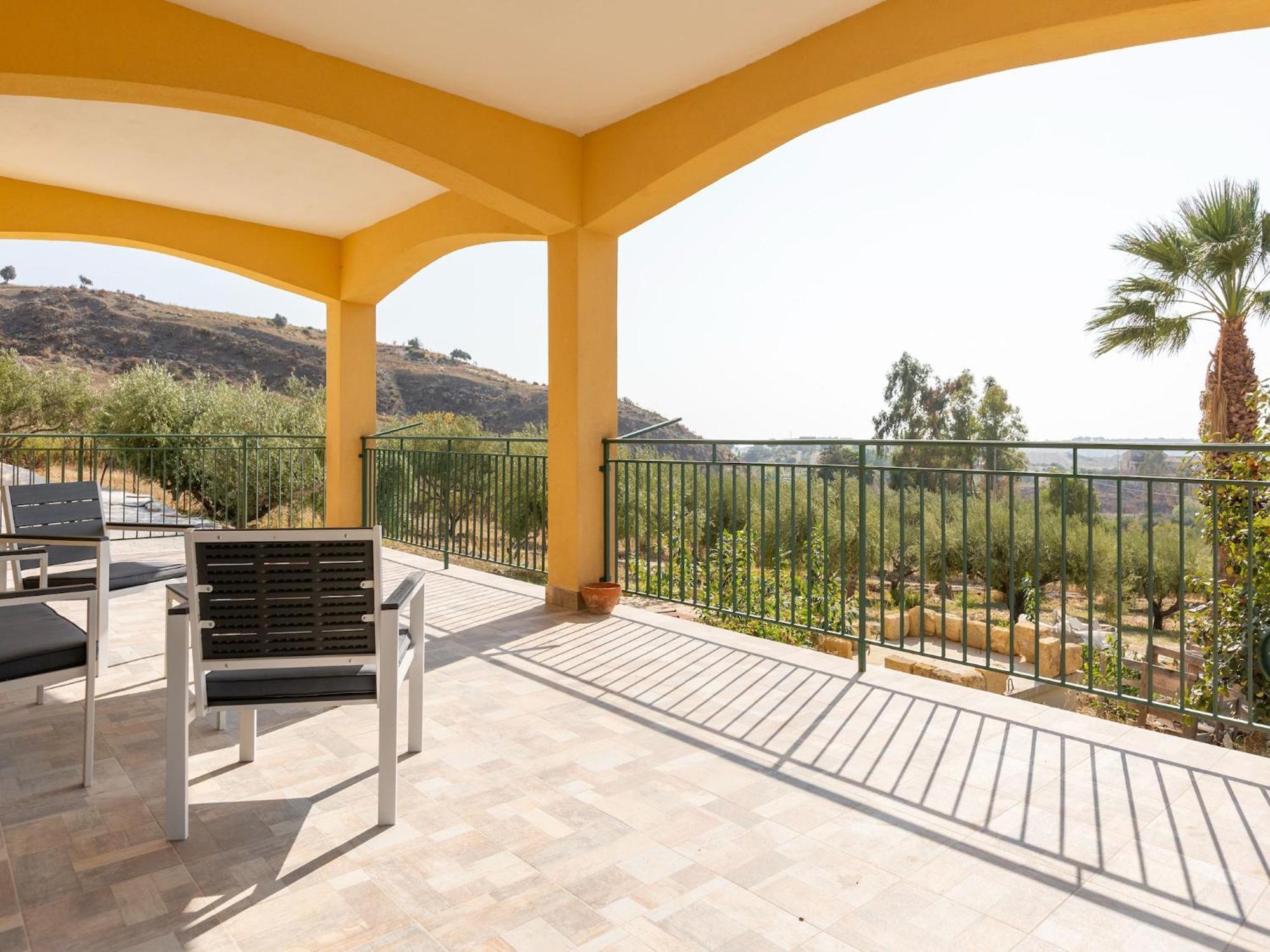 Ravishing Villa In Realmonte With Private Swimming Pool Kültér fotó