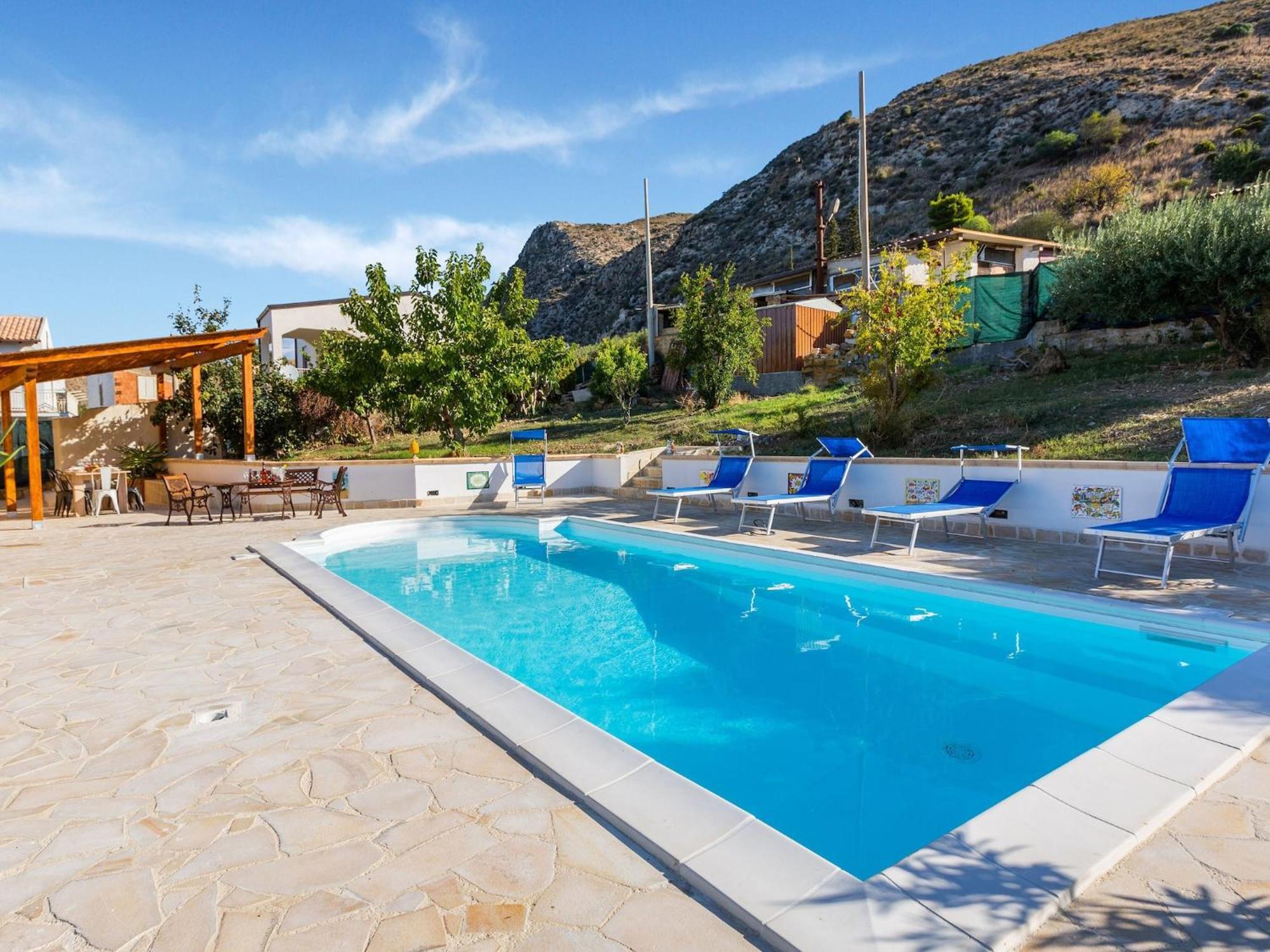 Ravishing Villa In Realmonte With Private Swimming Pool Kültér fotó
